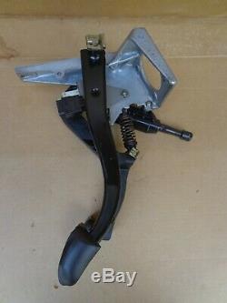 92-00 BMW 325i Clutch & Brake Pedal Assembly E36 318i 93 94 95 96 97 98 99